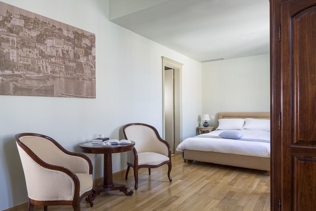 Hotel Leto Hydra Экстерьер фото